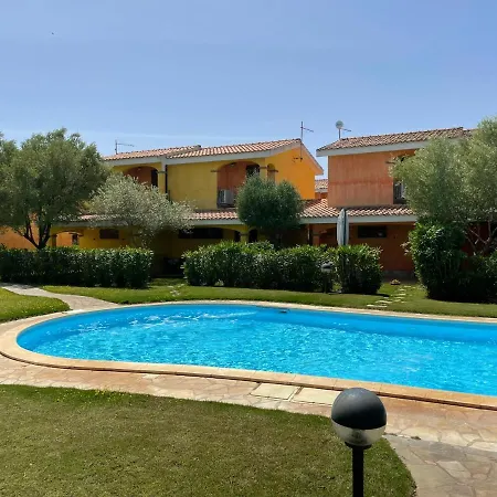 Timo Сasa de vacaciones SantʼAnna Arresi